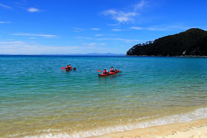 1 Day Sea Kayak Rental - Paddling Past Split Apple Rock: The Photo Moment With Real Meaning
