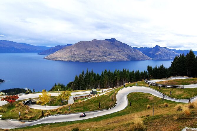 10 Day North to South Island NZ Private Tour from Auckland - Auckland to Rotorua: Museum, Temple Calm, and Hobbiton Then Redwoods