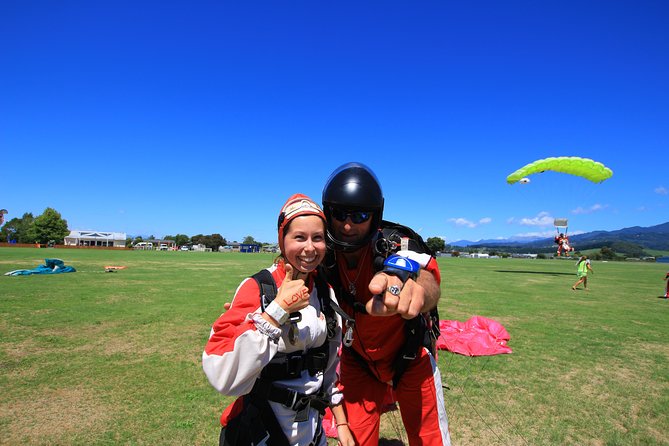 13,000ft Skydive over Abel Tasman with NZ's Most Epic Scenery - Who This Tandem Jump Fits Best (and Who Might Pause)