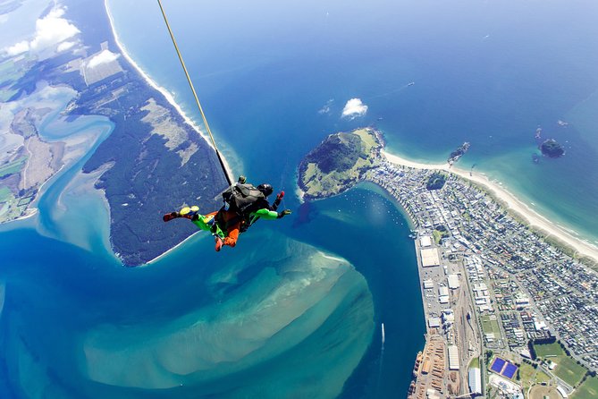 15,000ft Tandem Skydive in Bay of Plenty - Getting the Most Out of Your Briefing and Flight