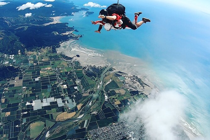 18,000ft Tandem Skydive over Abel Tasman - Abel Tasman National Park from above, and why it matters