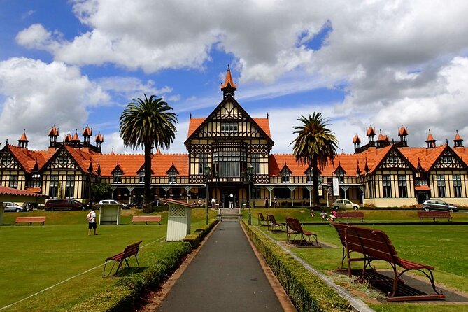 2 Day Tour Auckland to Hobbiton, Waitomo, Rotorua and Taupo - Waitomo Caves: time in the ancient underground world
