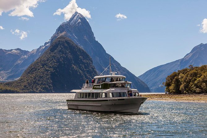 2-Hour Milford Sound Scenic Cruise - Milford Sound highlights you’ll see, and what they mean in real life