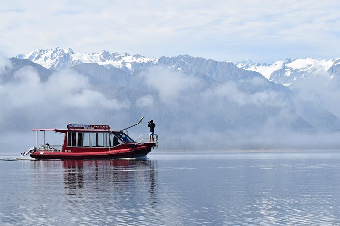 2-Hour Scenic Cruise in Lake Mapourika - Stop 1 at Lake Mapourika: Rainforest Reflections and Kiwi Conservation