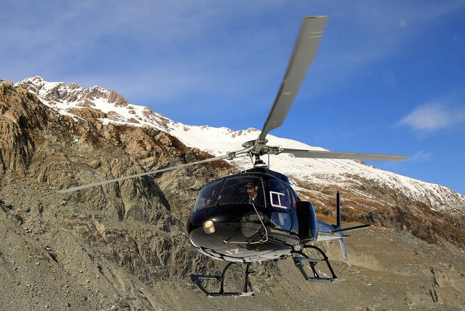 25-Minute Helicopter flight including an alpine landing - Small-group flow: what to expect with boarding and the landing rhythm
