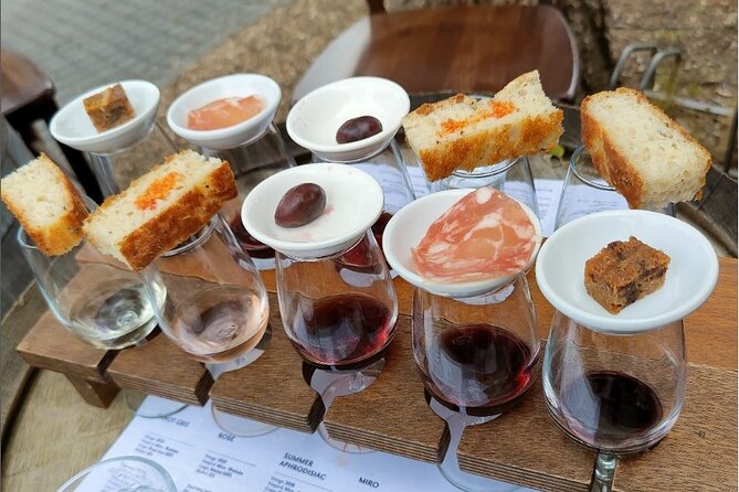 3.5 hour Sunset Tour on Waiheke Island - Stop 2: Stonyridge Vineyard, the second tasting and the scenery rhythm