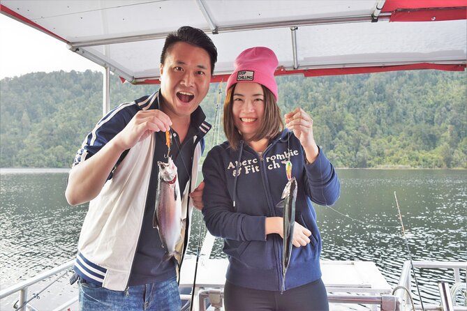 3-Hour Fishing Charter Experience at Franz Josef Glacier - Fishing methods you’ll use: trolling, harling, spinning