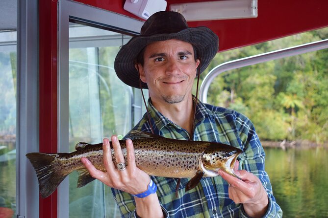 3-Hour Fishing Charter Experience at Franz Josef Glacier - The guide factor, and why Joe gets mentioned