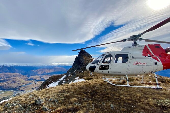 30-Minute Alpine Scenic Flight from Queenstown - How the pilot narration and headset system changes the flight