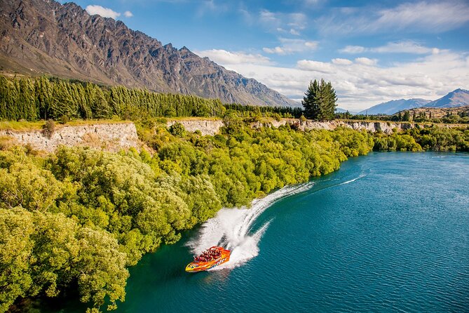 30-Minute High-Speed Thrill Queenstown Jet Boat Adventure - Commentary, soundtrack, and the best photo moments