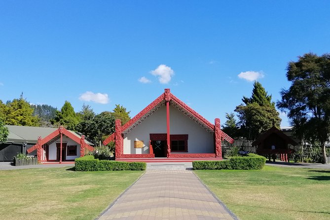 4-Day Auckland to Wellington via Rotorua Tour - Your free afternoon in Rotorua: how to spend it without wasting it
