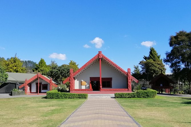 4-Day Wellington to Auckland via Rotorua Tour - Price and hotel value: what $921.55 buys you, and what it does not
