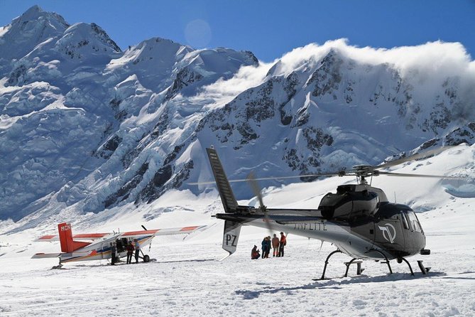 45-Minute Glacier Highlights Ski Plane Tour from Mount Cook - Comfort, seating, and the radio headset setup