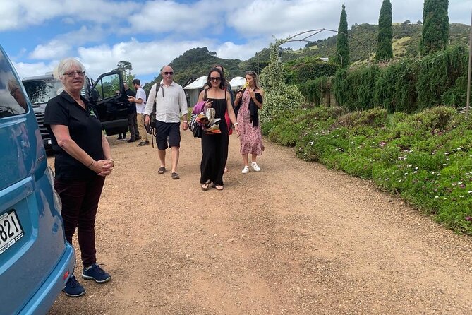 5 or 7 hour Far End of Waiheke Scenic Wine Tour in Electric Vans - The timing that makes the schedule feel relaxed