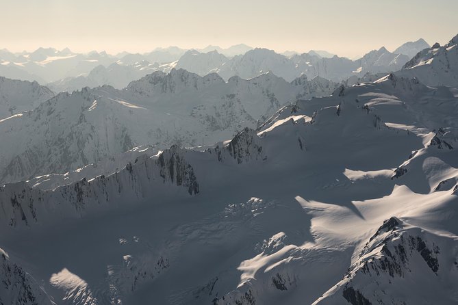 55 minute Grand Circle Ski Plane - Hochstetter Icefall and Grand Plateau: what you should look for