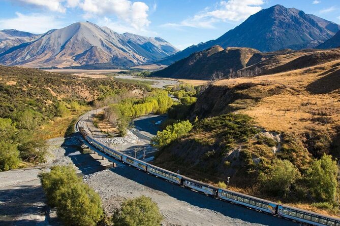 6 Day South Island New Zealand Private Tour from Auckland - Mt Cook day: the views, the options, and why Lindis Pass matters