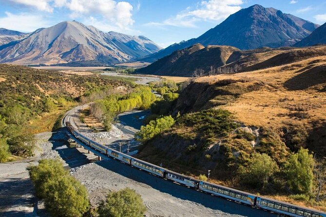 6 Day South Island New Zealand Private Tour from Christchurch - Price and logistics: is $3,506.24 per person good value?