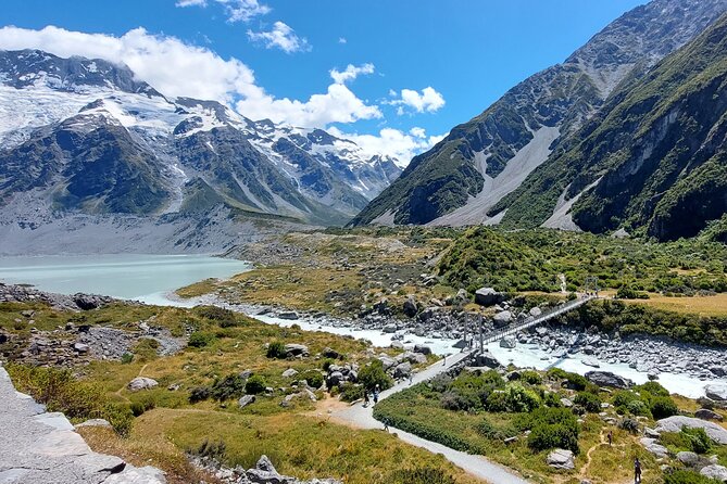 6 Day South Island New Zealand Private Tour from Christchurch - Day 2 TranzAlpine to Arthur’s Pass, Castle Hill, and Lake Tekapo stargazing