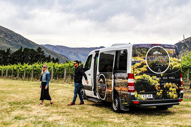 Afternoon Boutique Wine Tour - Snacks, cheese platter, and the photo add-on that actually helps