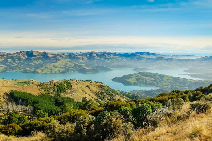 Akaroa: 4WD Safari and Guided Sea-Kayaking Experience - The 4WD minivan ride: Akaroa’s volcano rim to Pohatu Flea Bay
