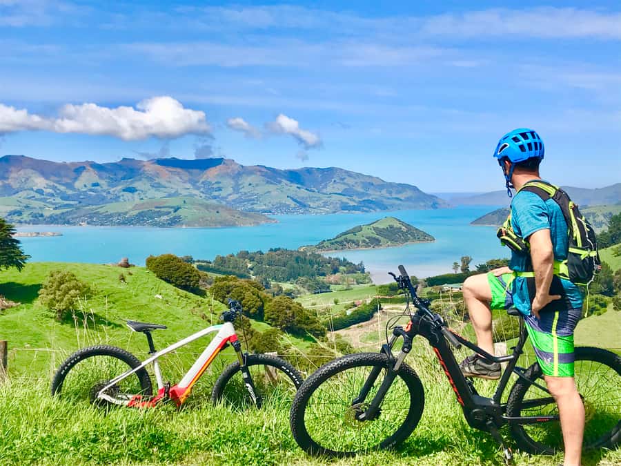 Akaroa: Guided Electric Mountain Bike Tour-Lava Loop - The Lava Loop climb: turbo mode on steep crater rim terrain