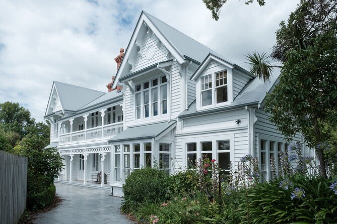 Akaroa Nature and History Private Tour - The 7th Generation - Takapuneke Reserve: geology lessons plus Māori navigation and the flax trade