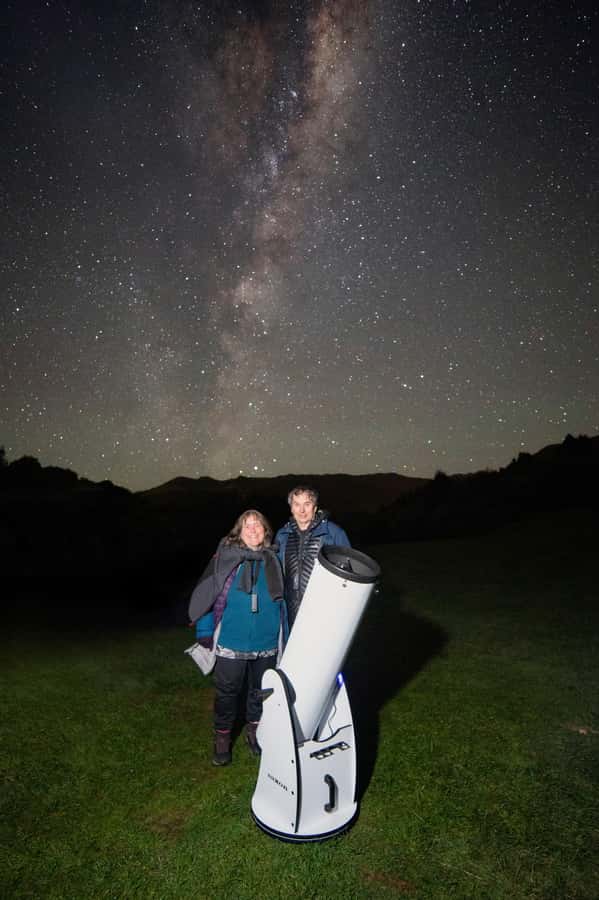 Akaroa: Stargazing Tour with 2 Telescopes & Souvenir Photos - Timing and comfort: how 90 minutes works in the cold