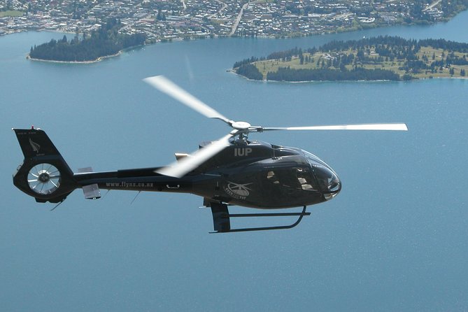 Altitude Golf by Helicopter from Queenstown - The helicopter ride: the real warm-up before the golf hole