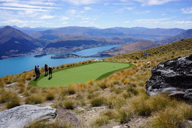 Altitude Golf by Helicopter from Queenstown - Frankton pickup and timing, plus what to bring
