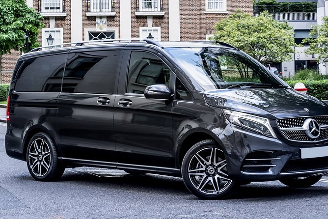 Arrival Transfer: Auckland Airport to Auckland Central City Centre - Who this Auckland Airport transfer suits best