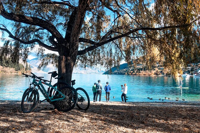 Arrowtown to Queenstown Full-Day Bike Adventure - Getting to Arrowtown: the shuttle and your starting flow