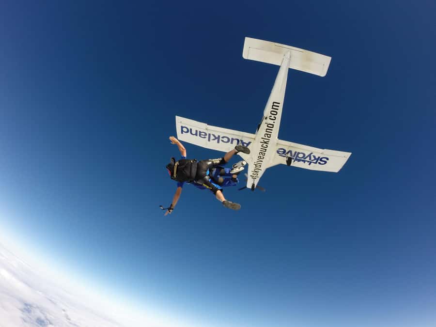 Auckland: 13000, 16000, or 18000-Foot Tandem Skydive - 13,000, 16,000, or 18,000 feet: how to choose your option