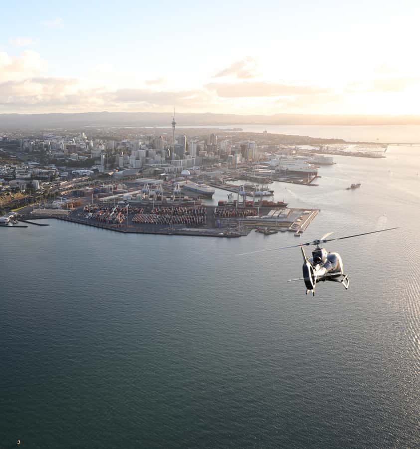 Auckland: 20min Helicopter scenic flight - City & Volcanoes - Eden Park, Mount Eden, Mount Albert, and what extinct cones look like