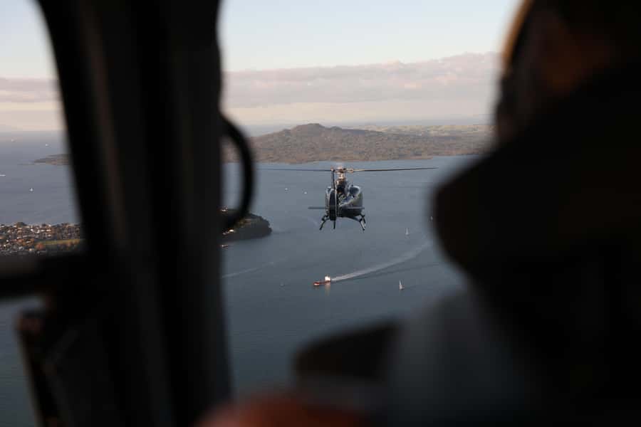 Auckland: 20min Helicopter scenic flight - City & Volcanoes - Who should book this Auckland City and Volcanoes flight?