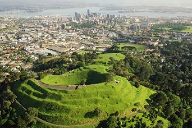 Auckland City Highlights Private Tour - Mount Victoria Reserve, 360 Views and the Disappearing Gun