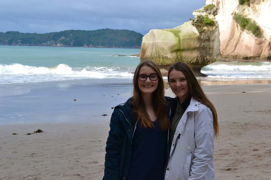 Auckland: Coromandel Day Tour including Hot Water Beach - Driving Creek Railway and Eyefull Tower views, the star you get before the beach