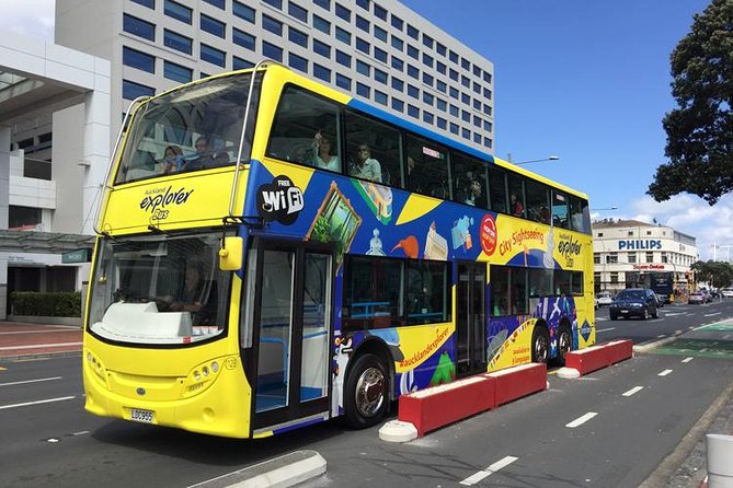Auckland Explorer: Sightseeing Hop-on Hop-off Tour - Kelly Tarlton’s SEA LIFE: a family-friendly, weather-friendly win