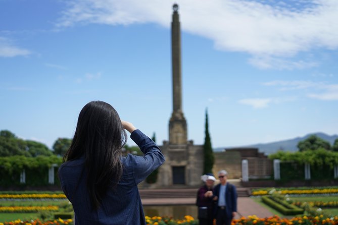 Auckland Explorer: Sightseeing Hop-on Hop-off Tour - War Memorial Museum, Domain Wintergardens, and the change of scenery