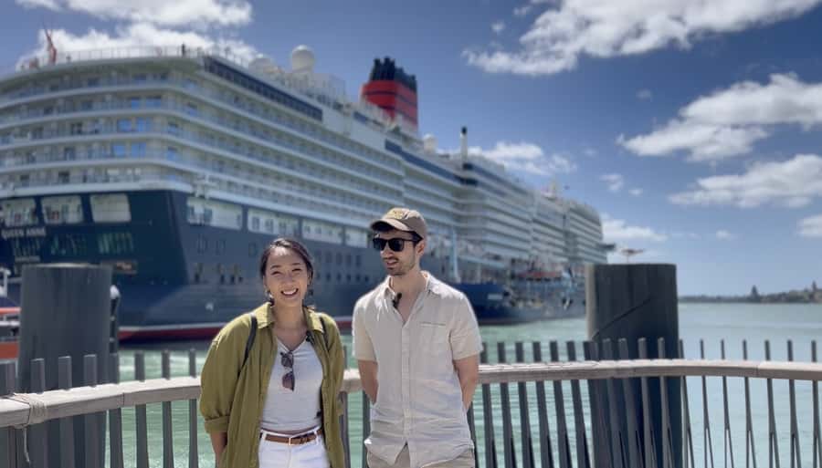 Auckland: GoGuided Auckland City Tour - Your ride: Tesla Model 3, Toyota Camry, or a Toyota Hiace van