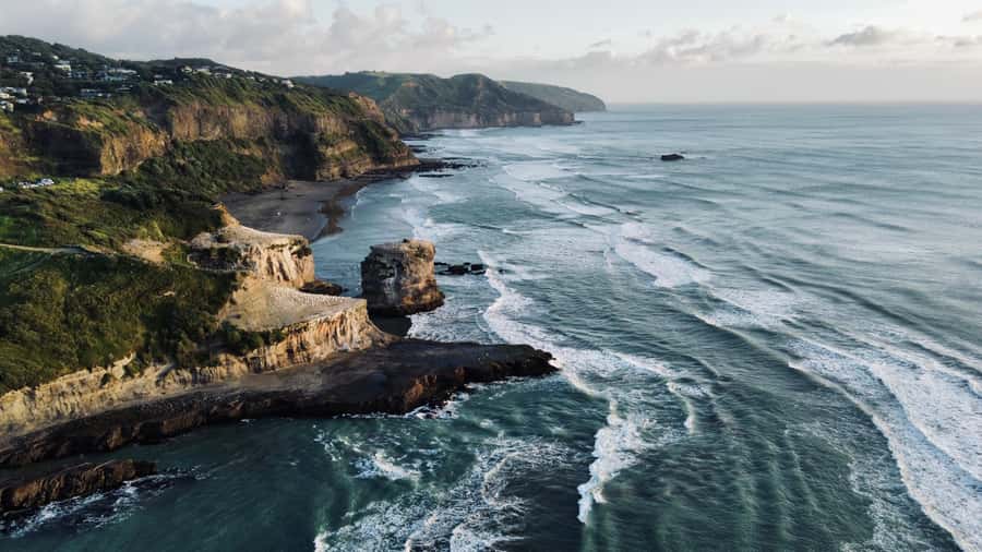 Auckland: Group Surfing Lesson with Muriwai Surf School - Key takeaways before you book
