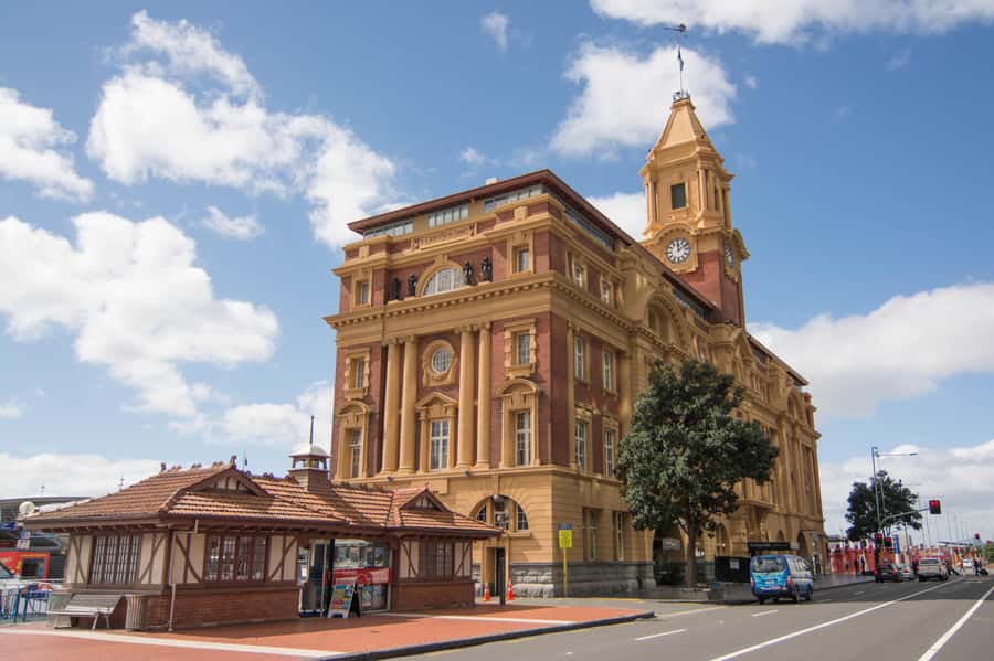 Auckland: Guided Small Group City Discovery Tour - Queen Street to The Domain, getting oriented fast