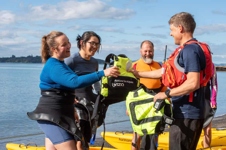 Auckland: Half-Day Sea Kayak Tour to Motukorea Island - Who should book this Motukorea sea kayak tour