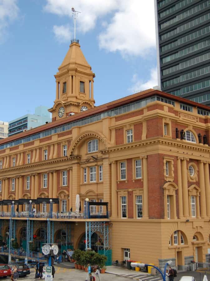 Auckland: Private Walking Tour with a Local - Price and value: is $60 per person fair for Auckland?
