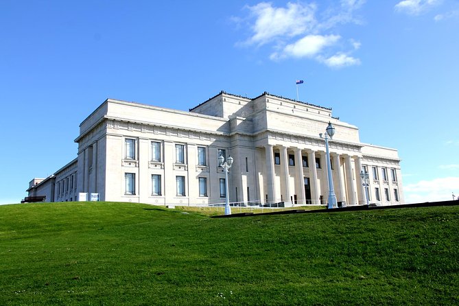 Auckland Sights Exclusive 8 Hour Luxury Day Tour - Key tour takeaways