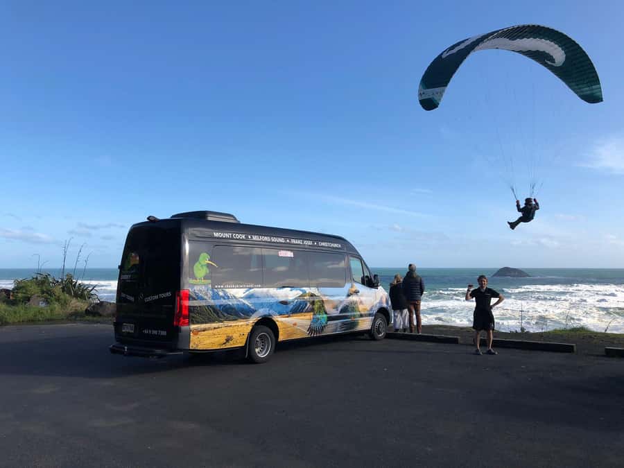 Auckland: Wild West Coast, Black Sand Beaches Tour inc Lunch - Harbour crossing on the way back: ferry option or guided drive