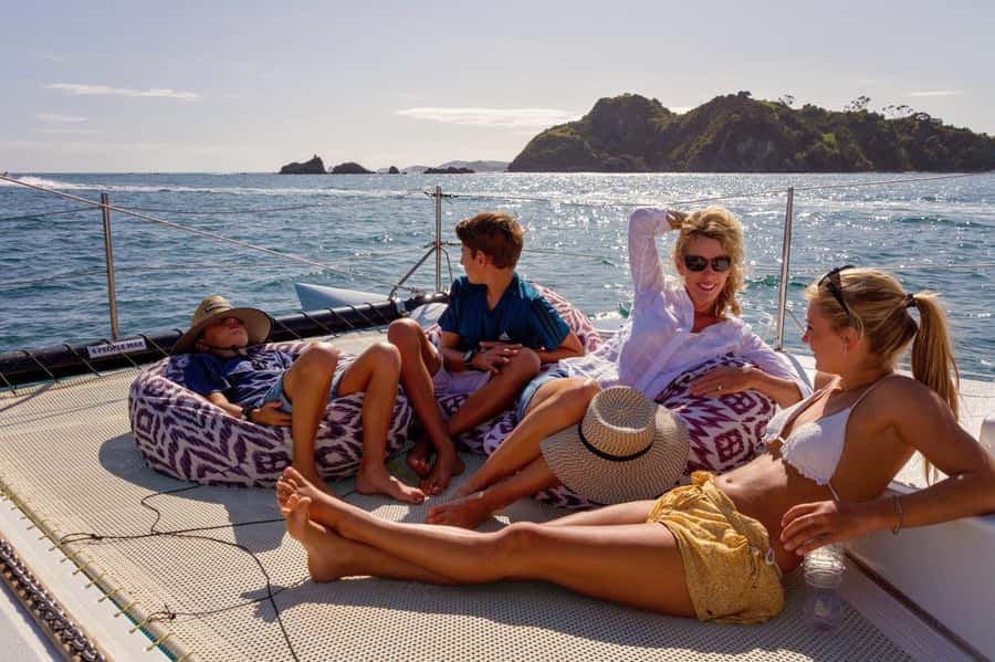 Bay of Islands 2-Hour Sundowner Evening Sailing Cruise - Practical tips so your sundowner sail stays comfy