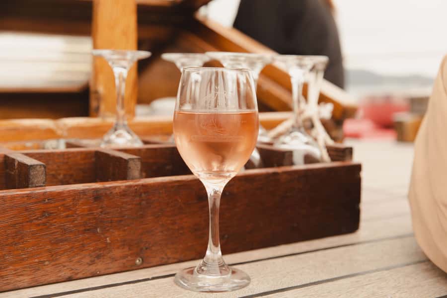 Bay of Islands: Late Afternoon Sailing Cruise - The practical side: what to bring for a 2-hour sail