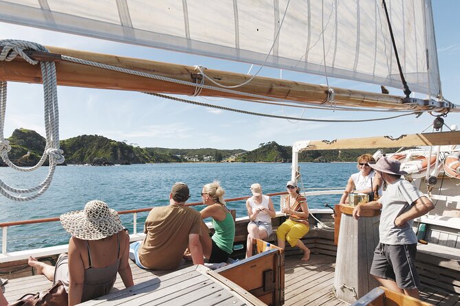 Bay of Islands Tall Ship Sailing on R. Tucker Thompson Including BBQ Lunch - The simple logistics: Russell first, then out on the water