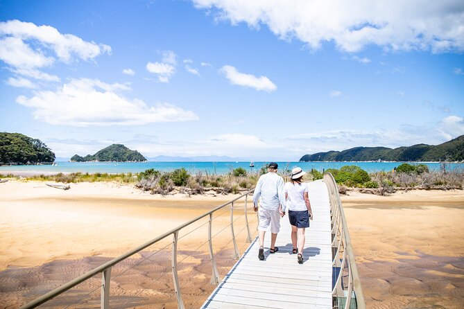 Best Abel Tasman Day trip - The included lunch and drinks: the real comfort upgrade