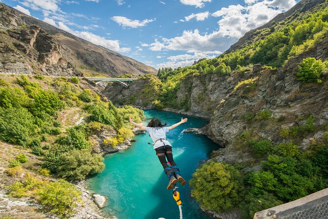Bike & Wine Tour: Arrowtown to Valley of the Vines - Wine timing: why you should not rush and why you need water